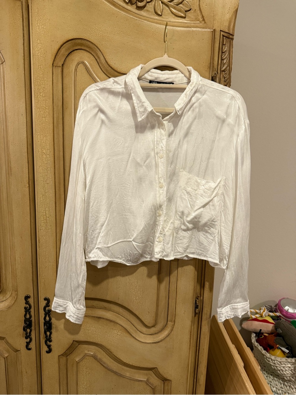 Zara White Cropped Button-Down Shirt